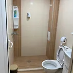 аpartment - Free Street Parking & Self Check - In, Two Bedrooms شقة *