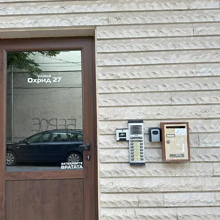 Apartamento аpartment - Free Street Parking & Self Check - In, Two Bedrooms