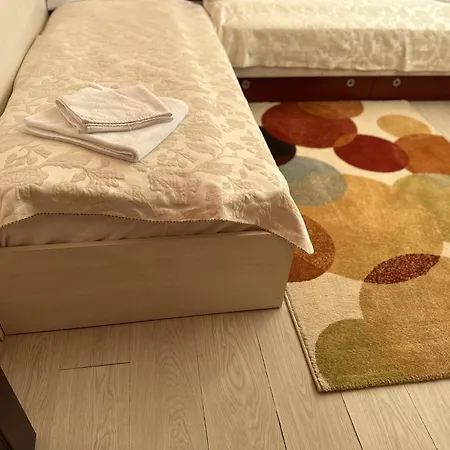 аpartment - Free Street Parking & Self Check - In, Two Bedrooms Apartamento Stara Zagora